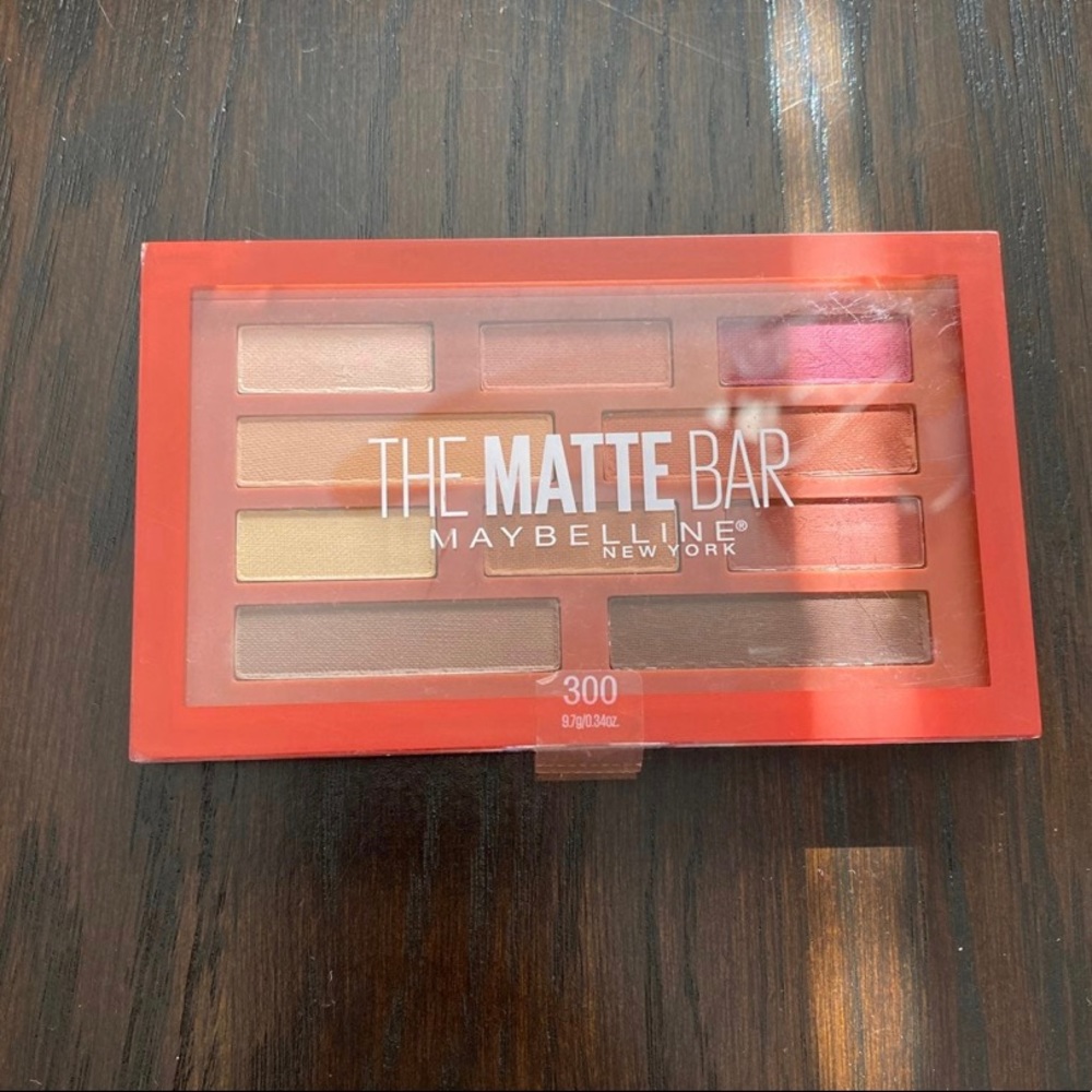 The Matte Bar Maybelline New York Makeup Pallete